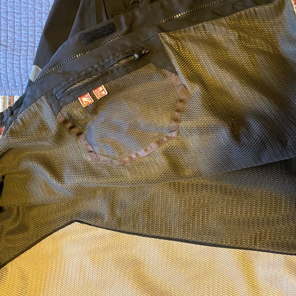 Helly Hanson - image 5